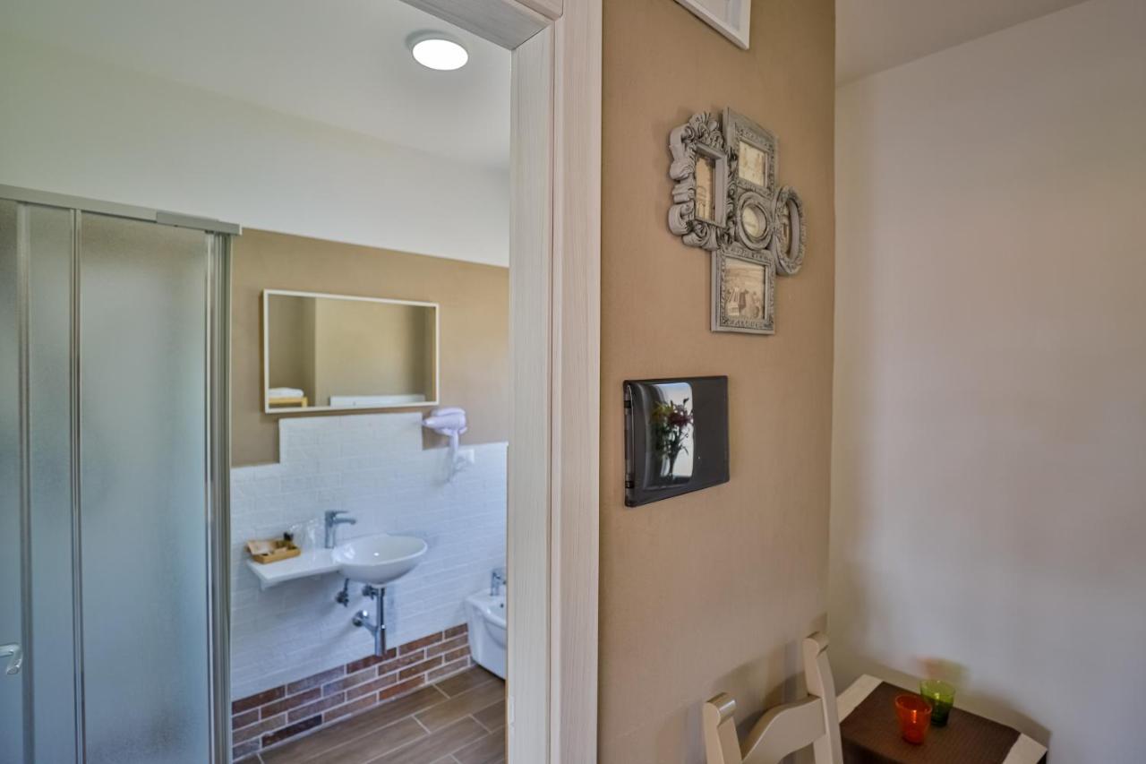 Il Pineto Paestum Food & Rooms Екстериор снимка