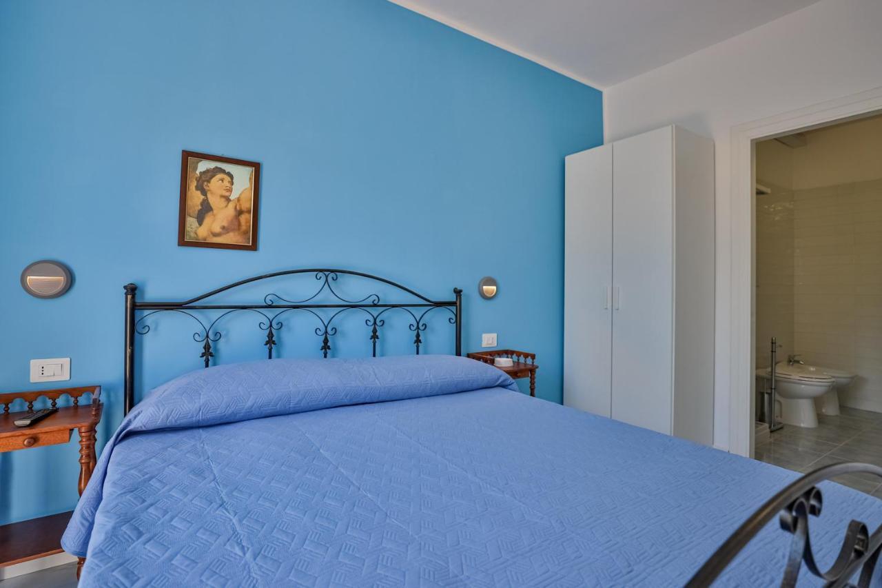 Il Pineto Paestum Food & Rooms Екстериор снимка