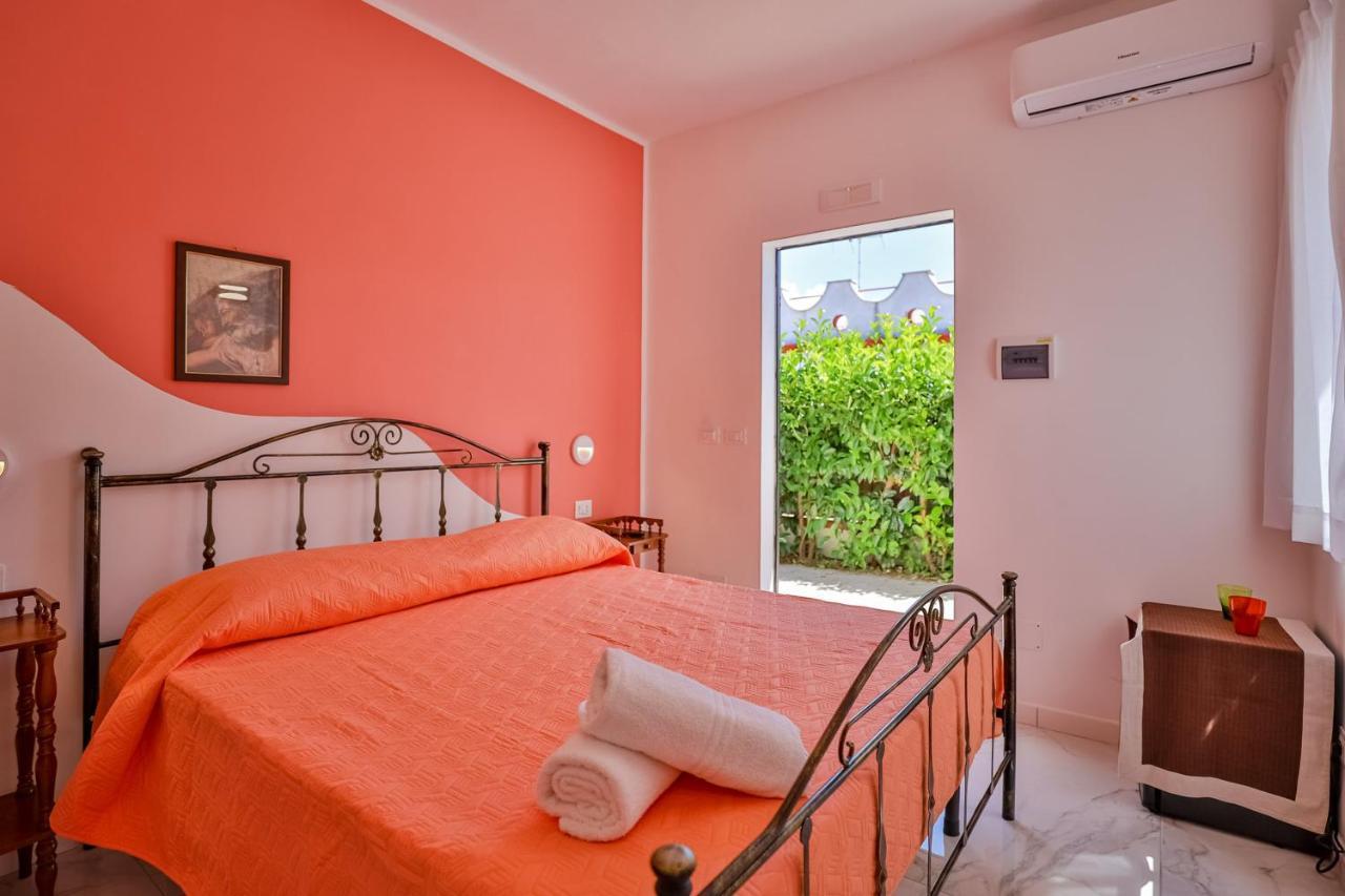 Il Pineto Paestum Food & Rooms Екстериор снимка