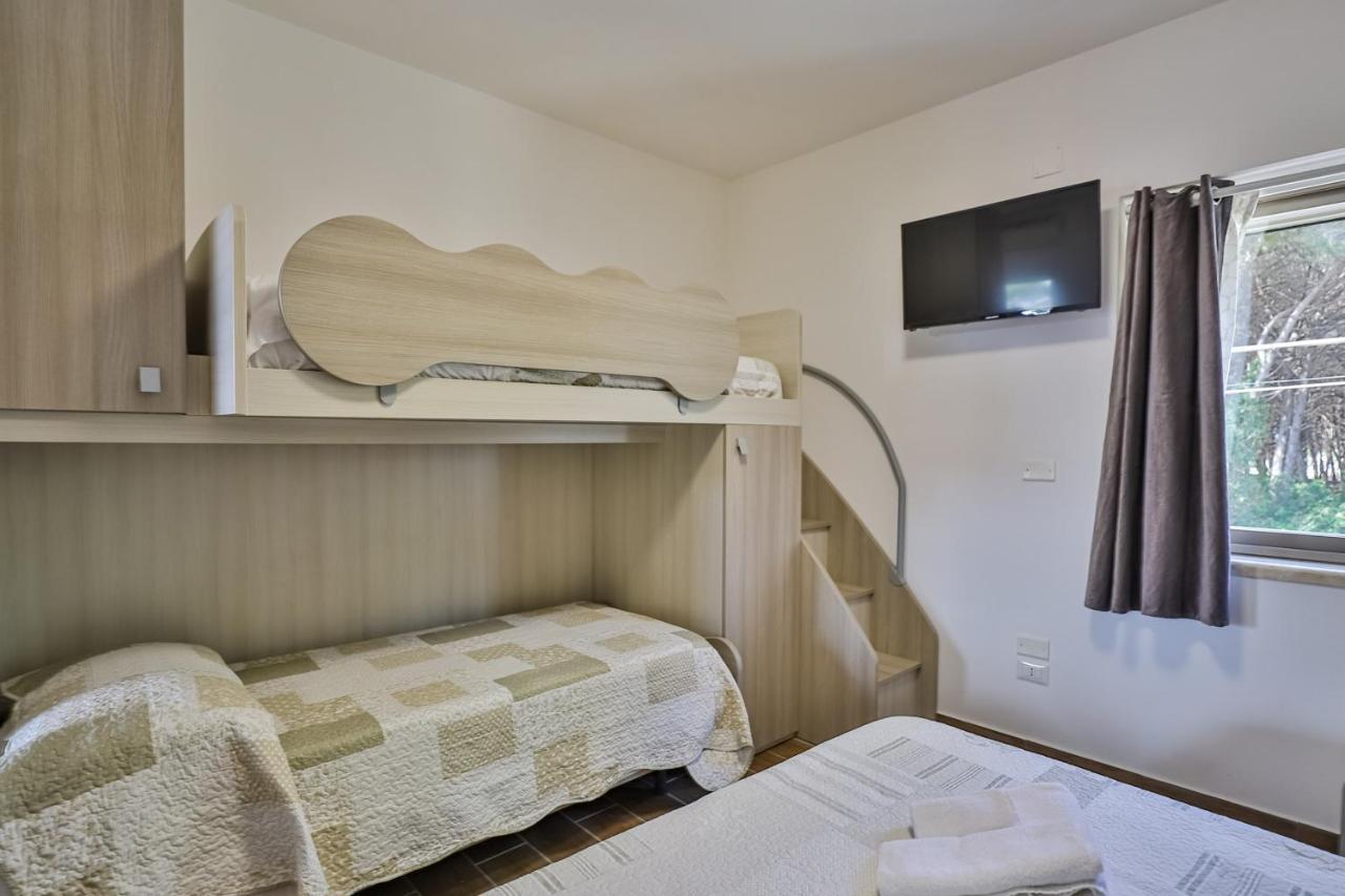Il Pineto Paestum Food & Rooms Екстериор снимка